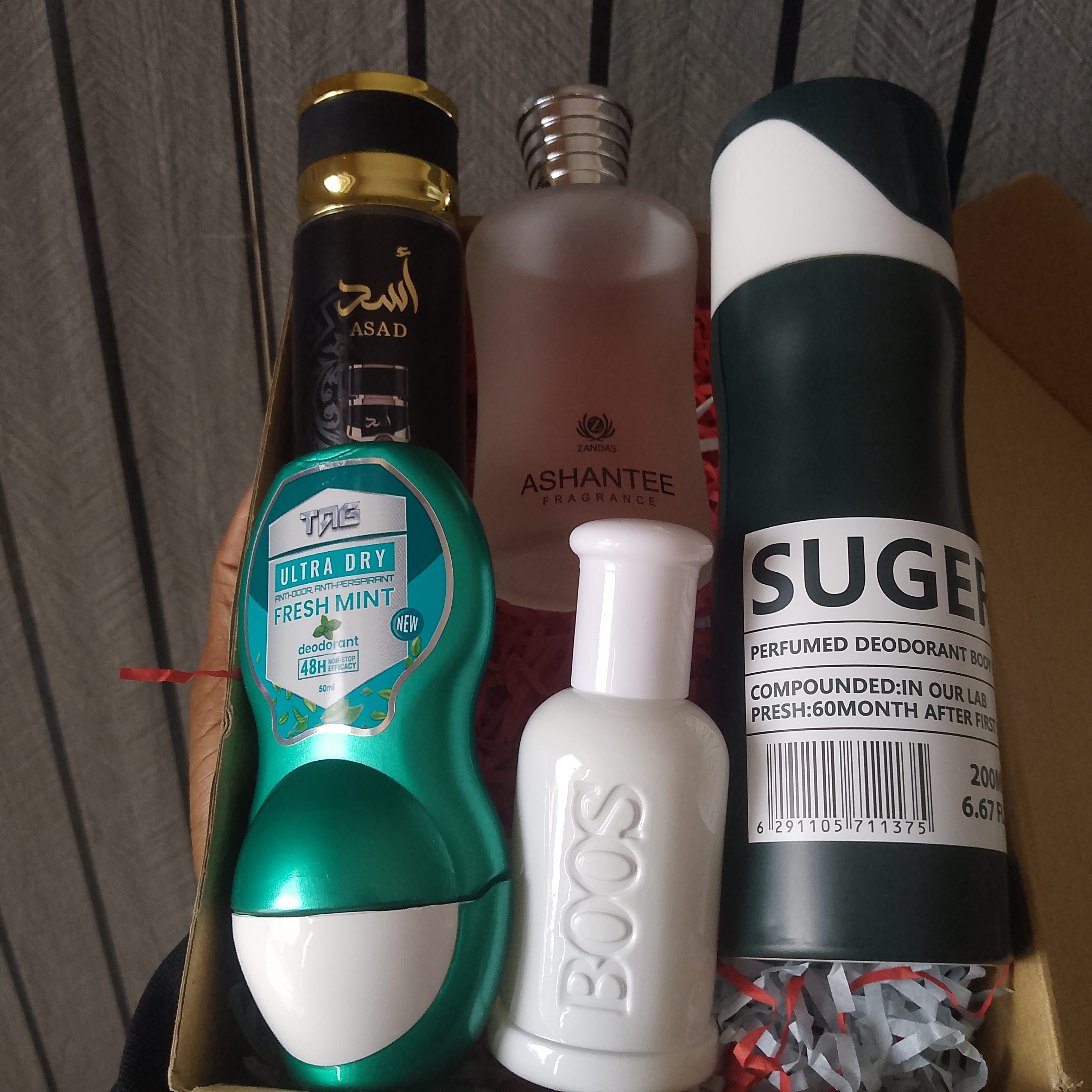 Gentleman Reserve perfume Gift Box    